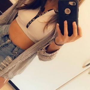 Meet your Posher, Sandra